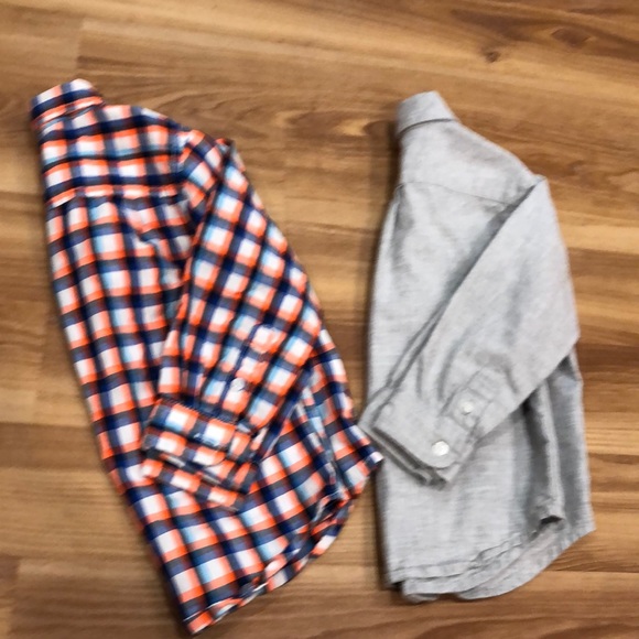 Pair of 2T button downs. - Picture 1 of 3